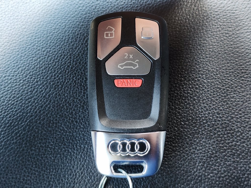 2022 Audi Q5 Premium Plus