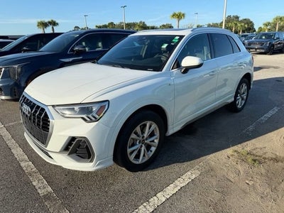 2021 Audi Q3 S line Premium Plus