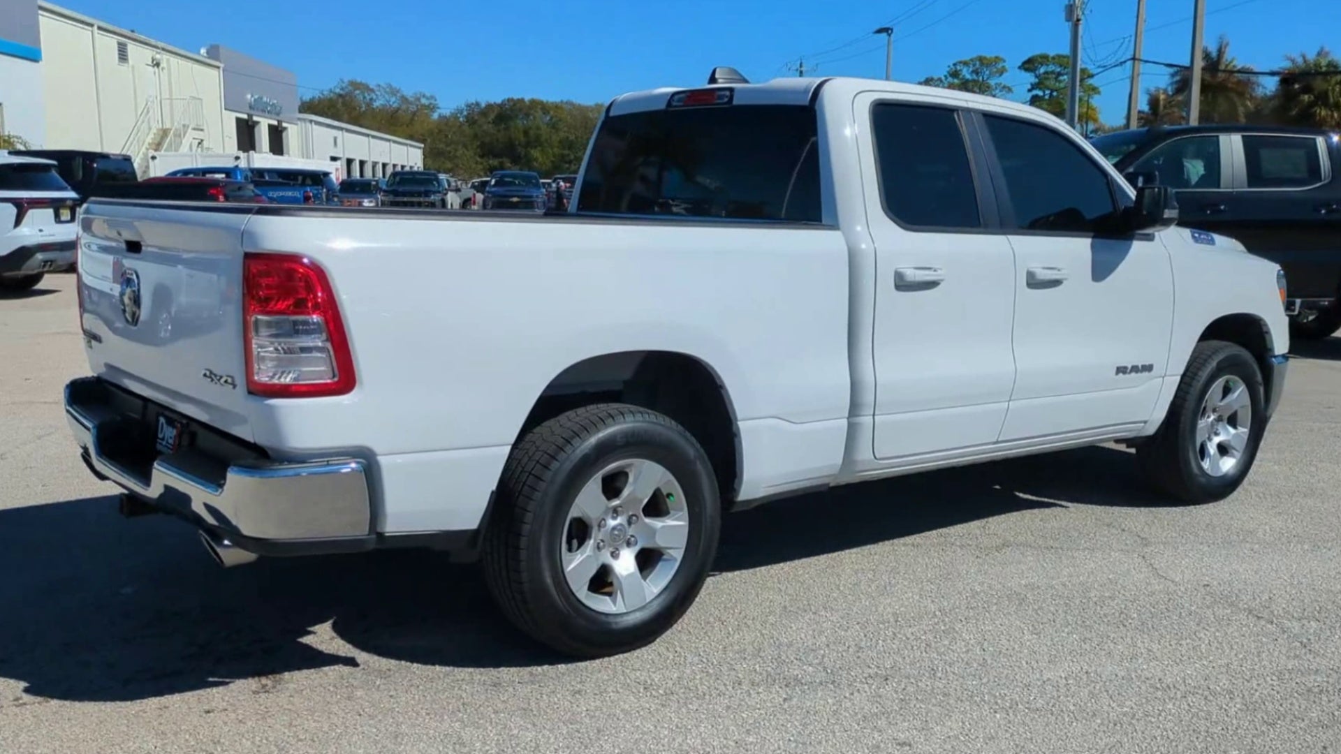 2022 RAM 1500 Big Horn Quad Cab 4x4 6'4" Box