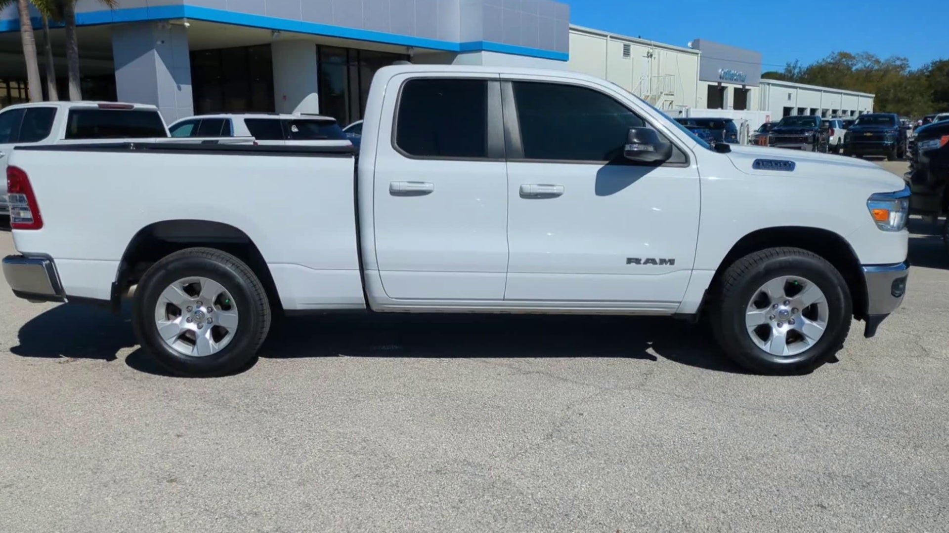 2022 RAM 1500 Big Horn Quad Cab 4x4 6'4" Box