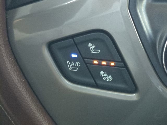 2015 Chevrolet Silverado 3500 HD High Country