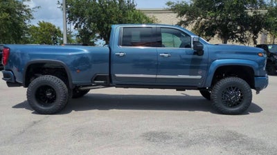 2026 Chevrolet Silverado 3500 HD High Country DRW
