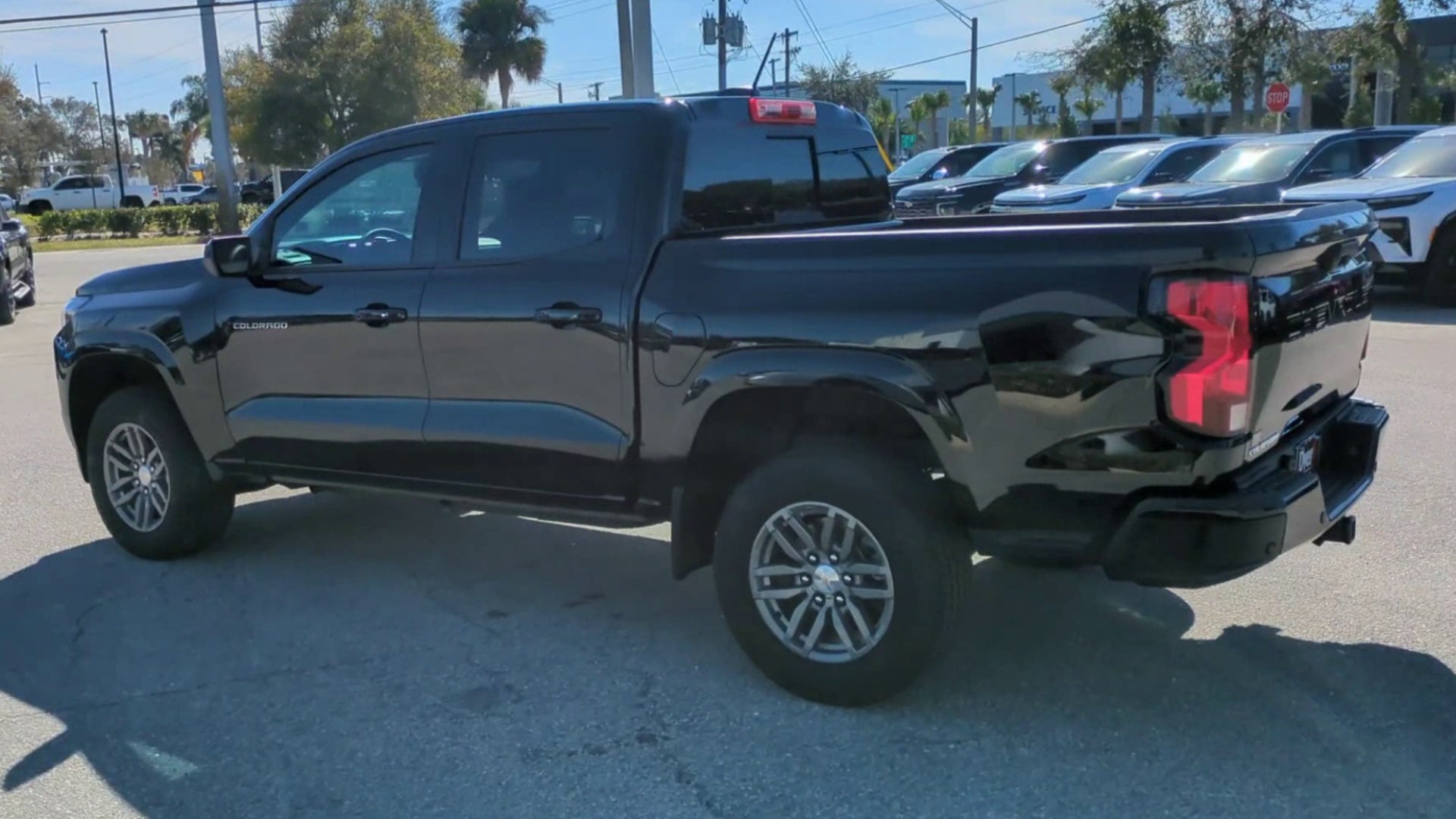 2025 Chevrolet Colorado WT/LT