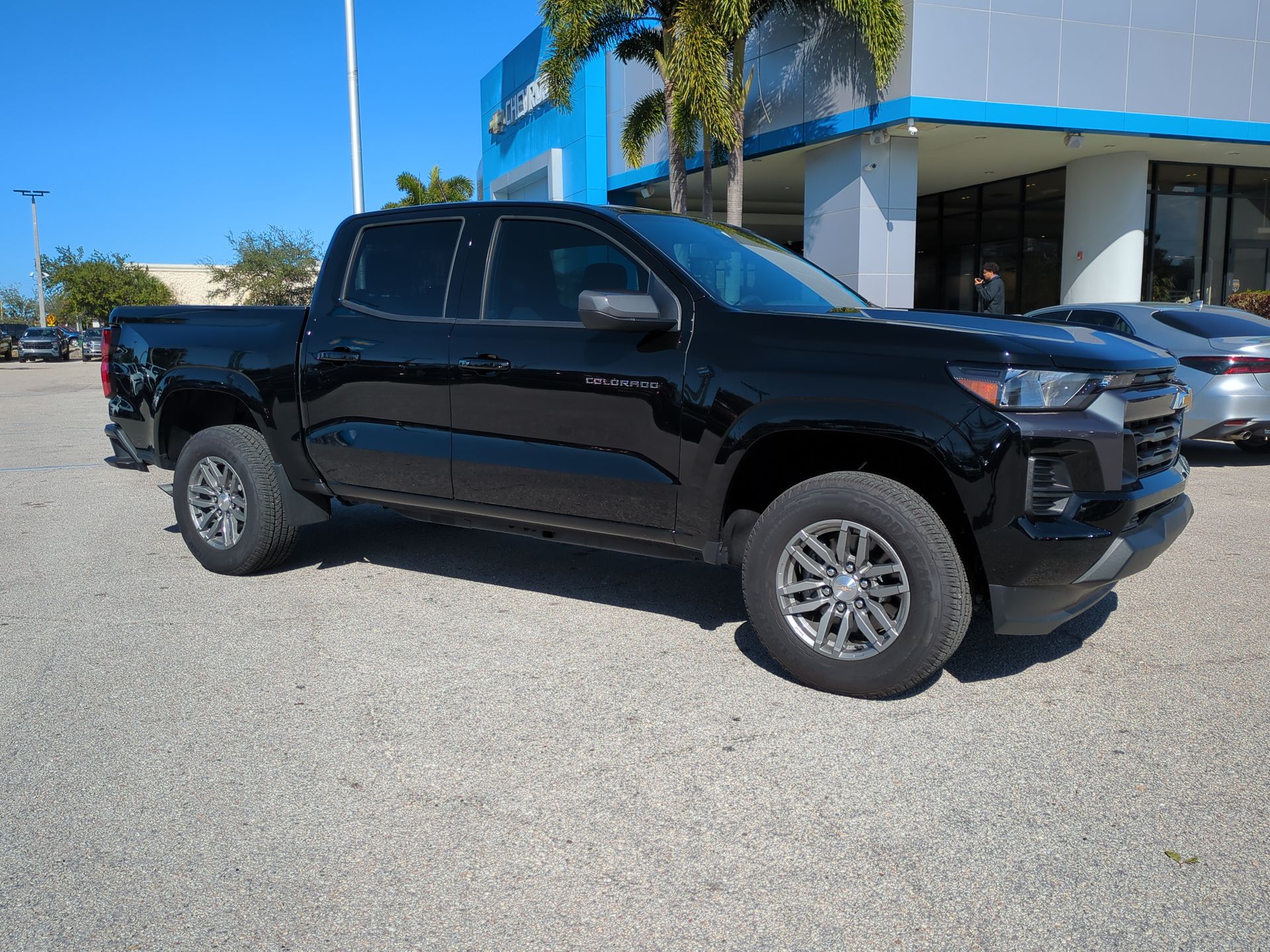 2025 Chevrolet Colorado WT/LT