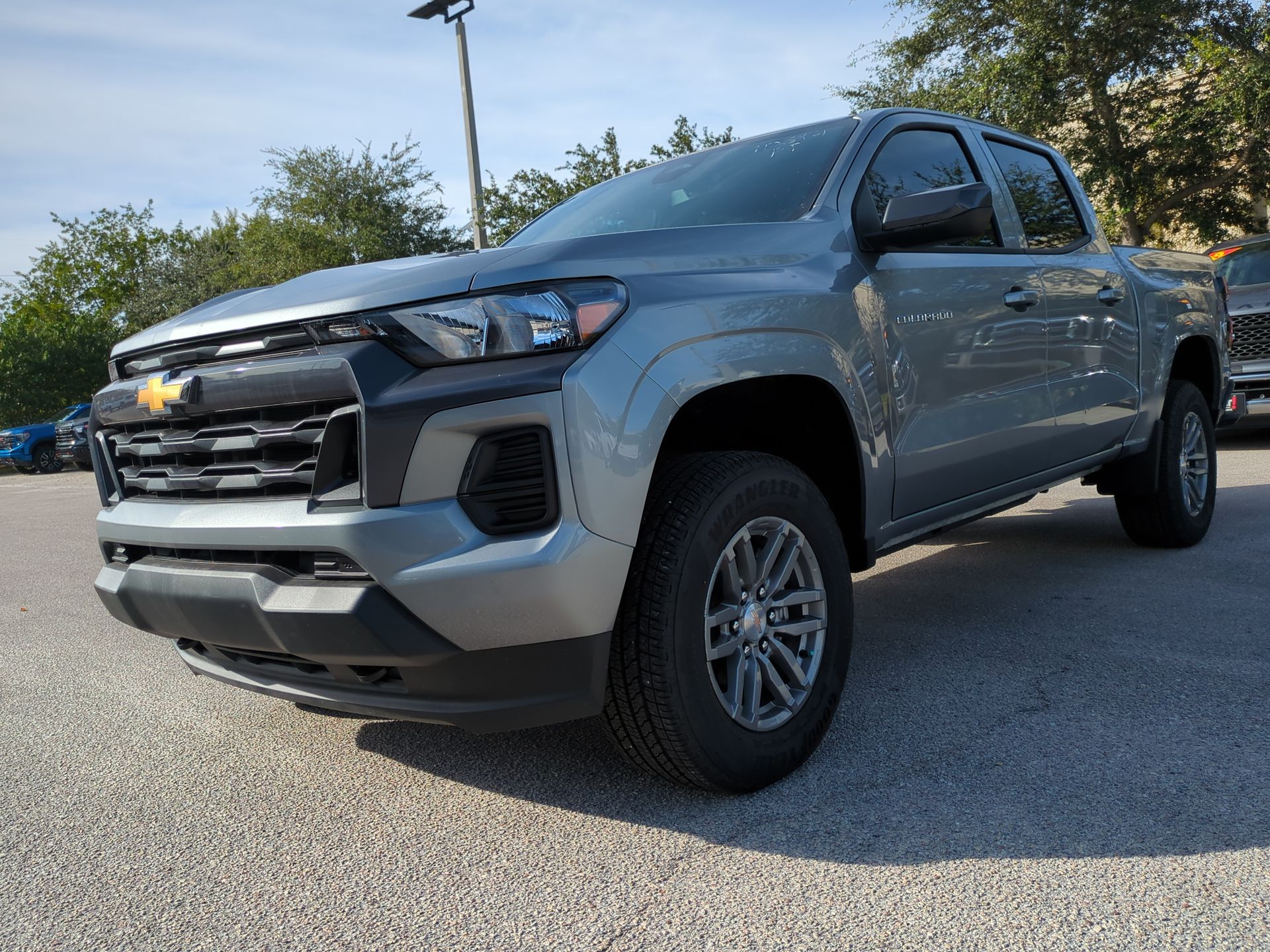 2025 Chevrolet Colorado WT/LT