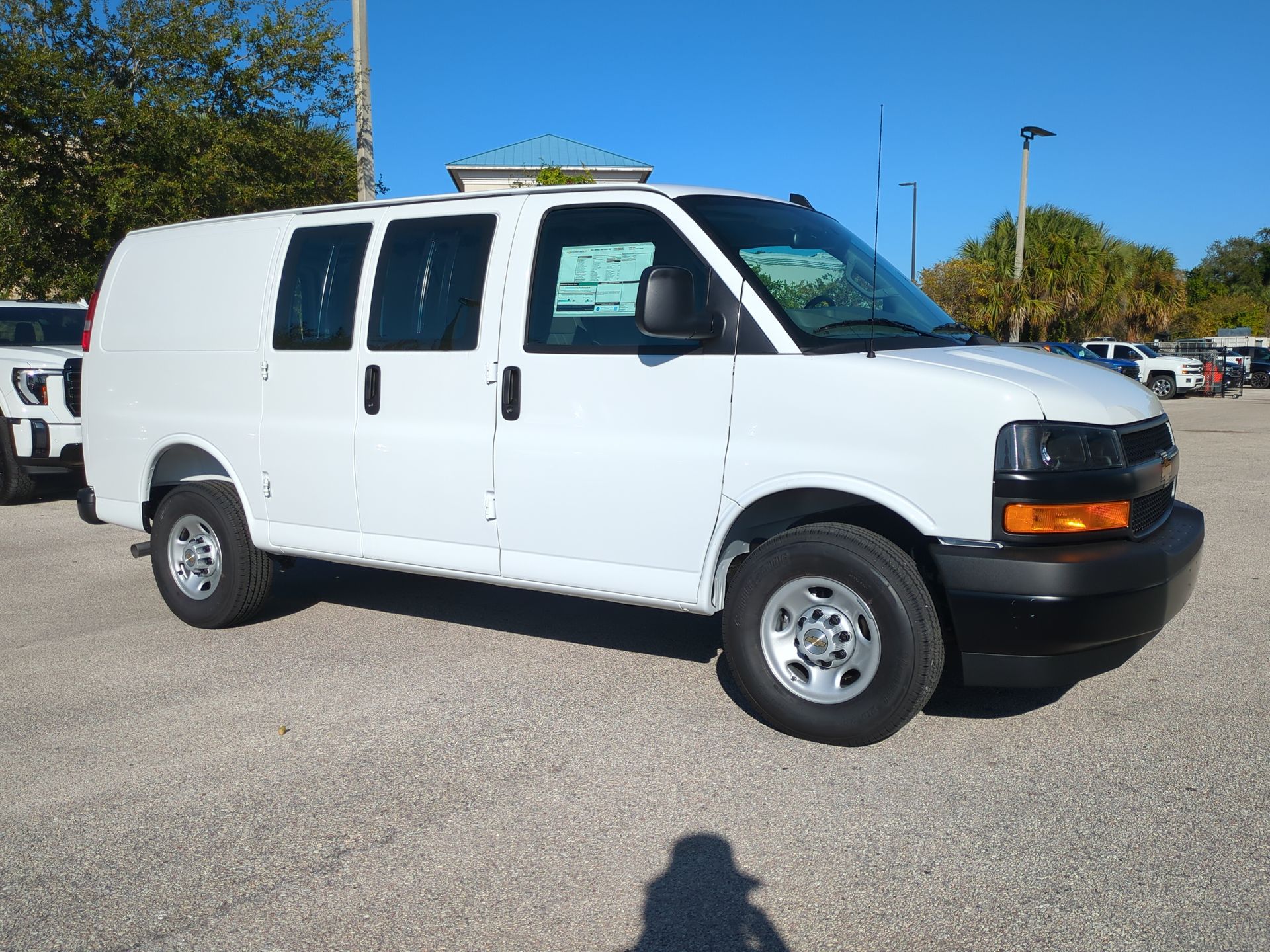 2025 Chevrolet Express Cargo 2500 WT
