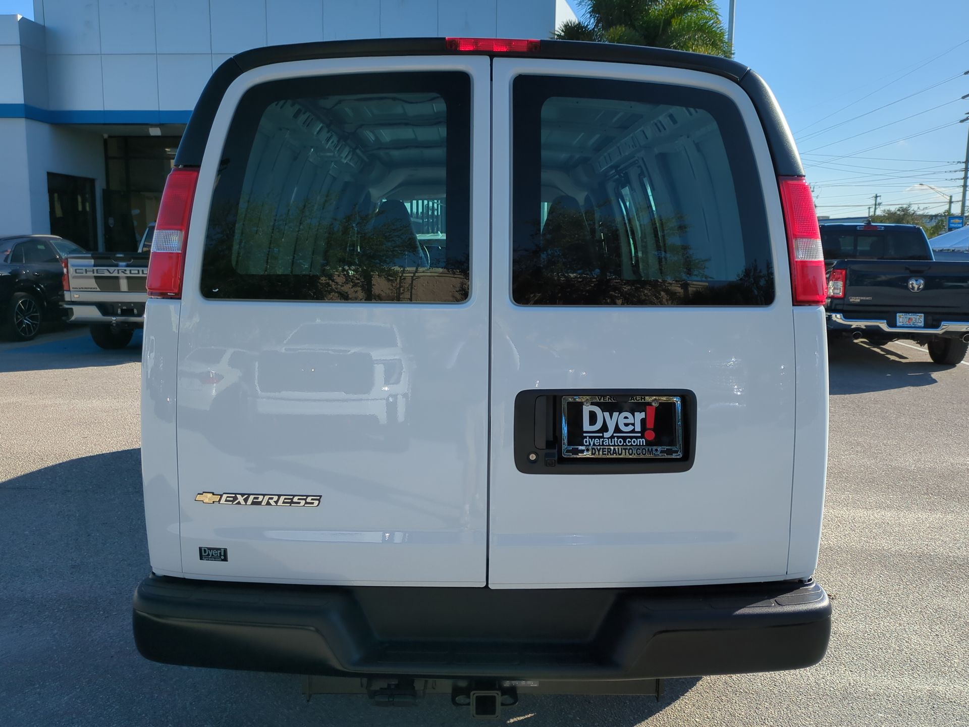 2025 Chevrolet Express Cargo 2500 WT