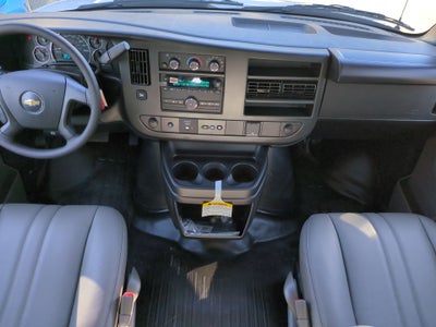 2025 Chevrolet Express Cargo WT