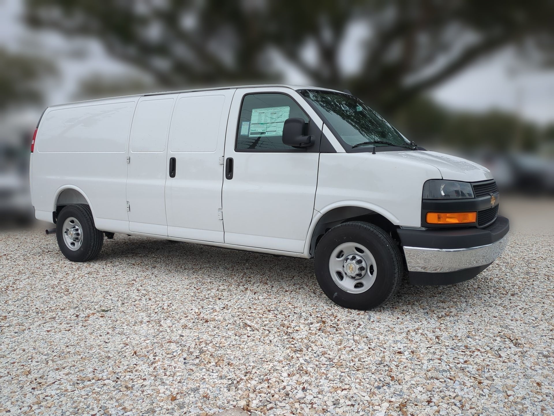 2025 Chevrolet Express Cargo 2500 WT