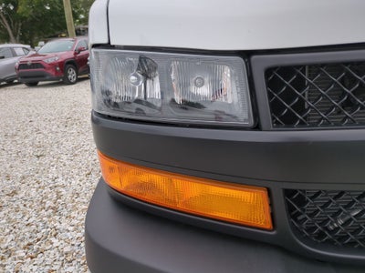 2025 Chevrolet Express Cargo WT