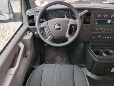 2025 Chevrolet Express Cargo WT