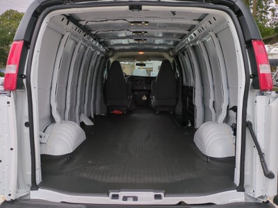 2025 Chevrolet Express Cargo 2500 WT