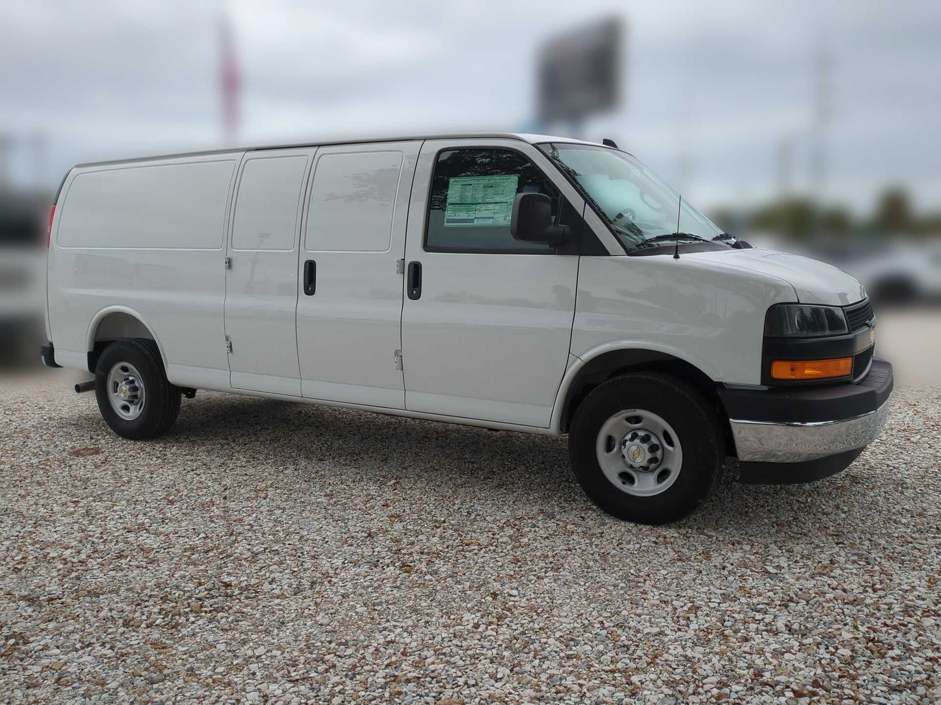 2025 Chevrolet Express Cargo WT