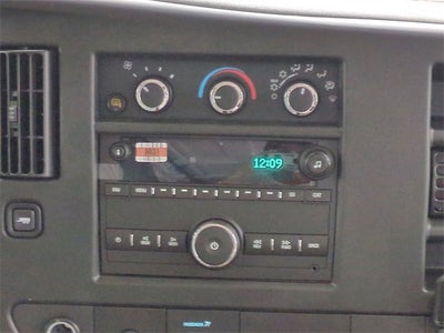 2025 Chevrolet Express Cargo 3500 WT