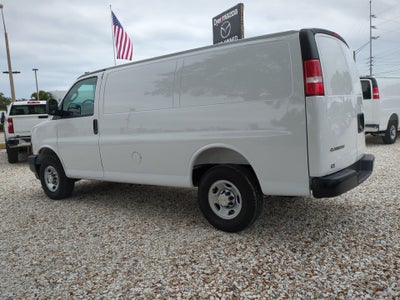 2025 Chevrolet Express Cargo 3500 WT
