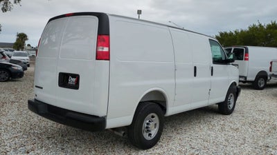2025 Chevrolet Express Cargo WT