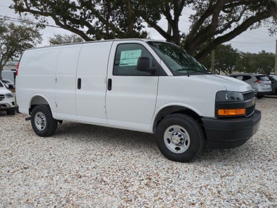 2025 Chevrolet Express Cargo WT