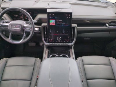 2025 GMC Yukon Elevation