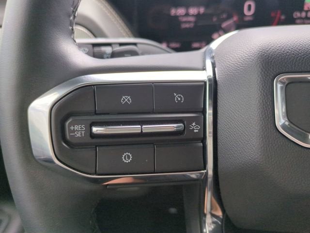 2025 GMC Yukon Elevation