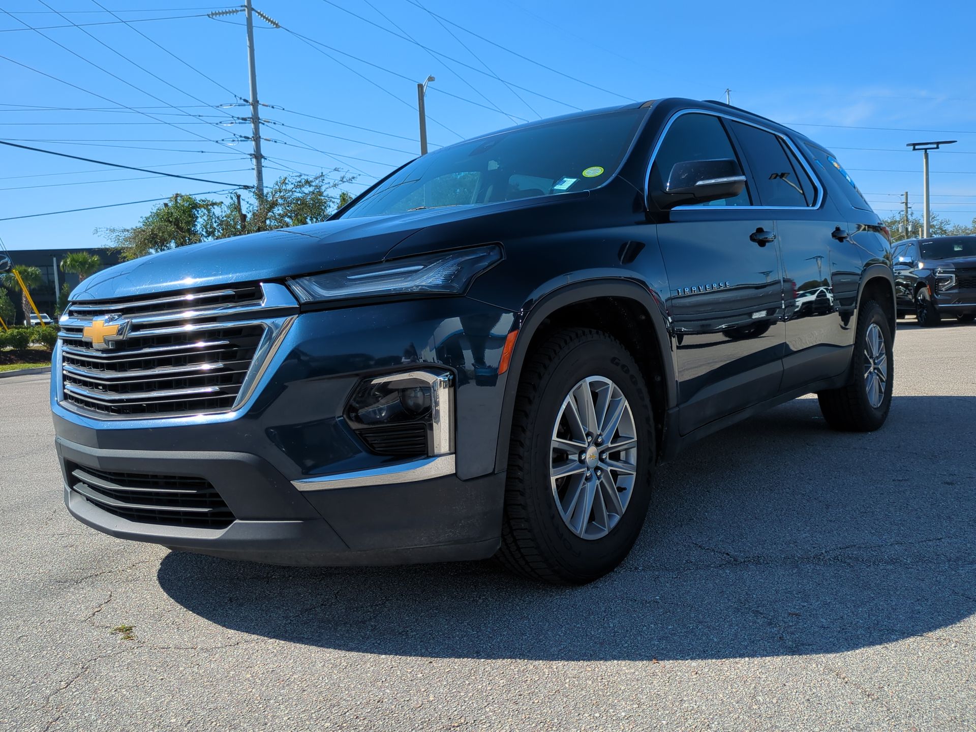 2022 Chevrolet Traverse LT Cloth