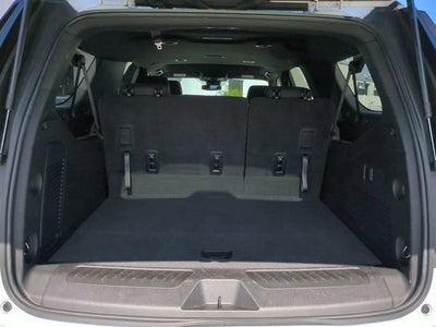 2023 Chevrolet Suburban LS