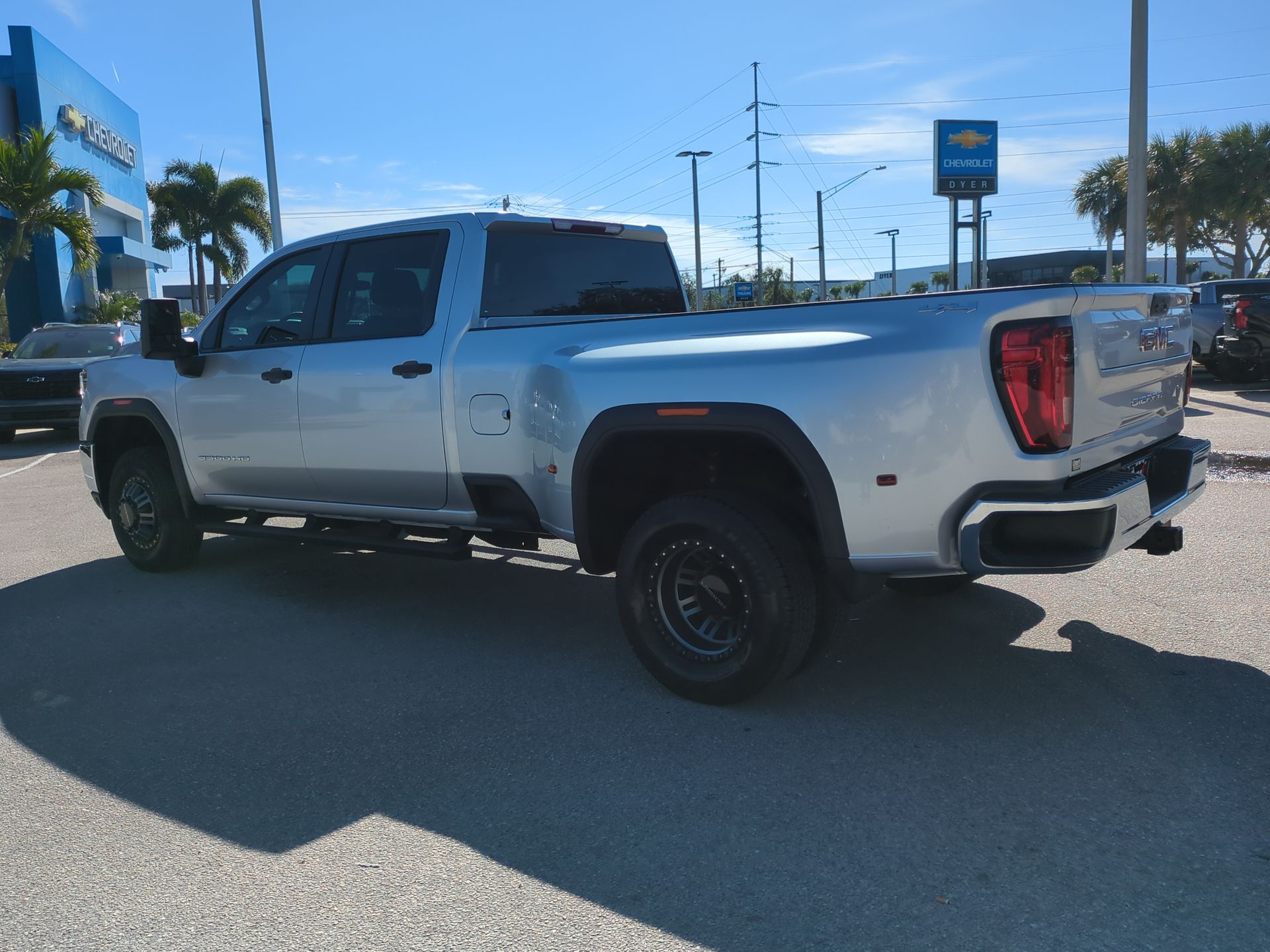 2023 GMC Sierra 3500 HD Pro DRW