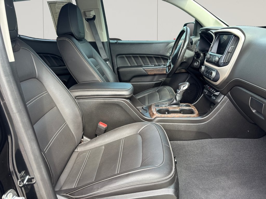 2022 GMC Canyon 4WD Denali