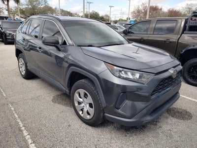 2020 Toyota RAV4 LE