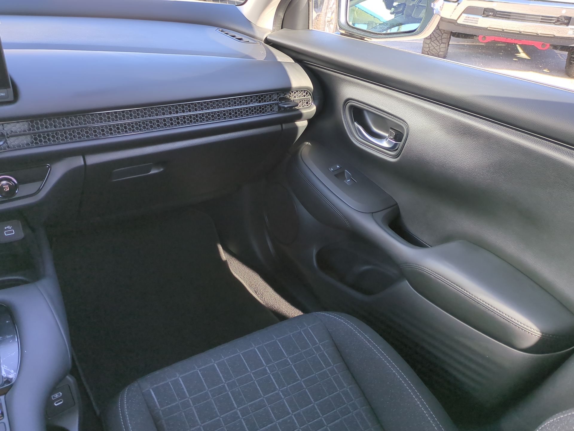 2025 Honda HR-V 2WD LX