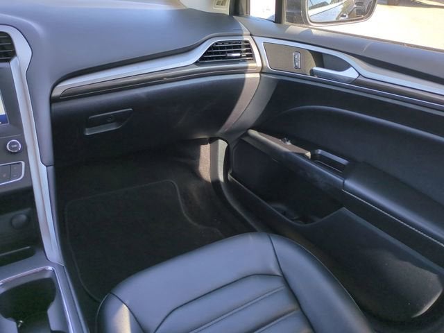 2020 Ford Fusion SEL