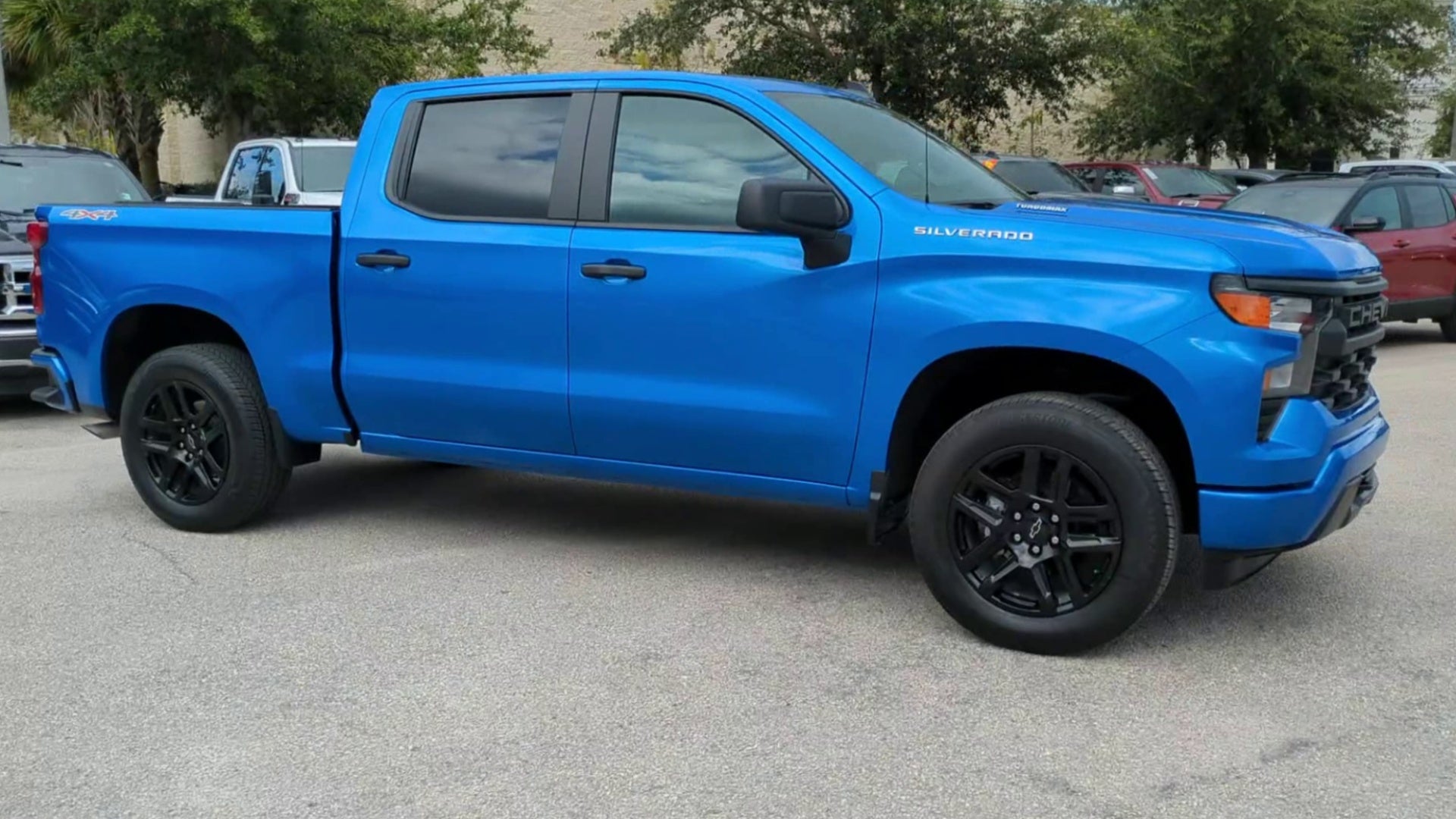 2025 Chevrolet Silverado 1500 Custom