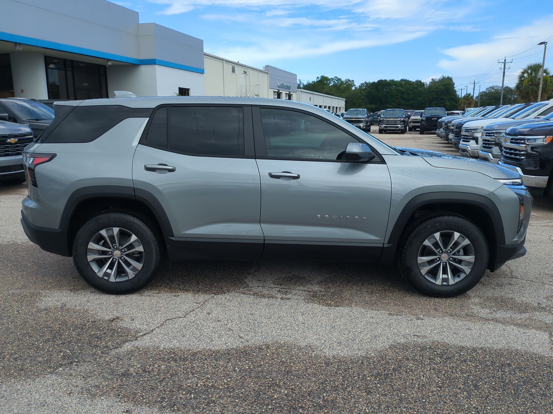 2026 Chevrolet Equinox LT - Photo 40