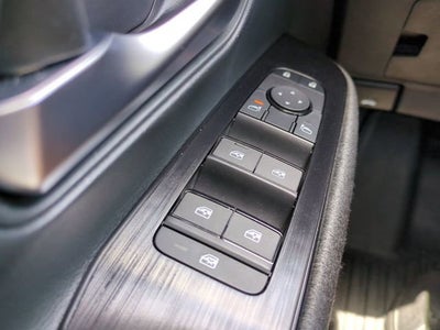 2025 Nissan Kicks SV FWD
