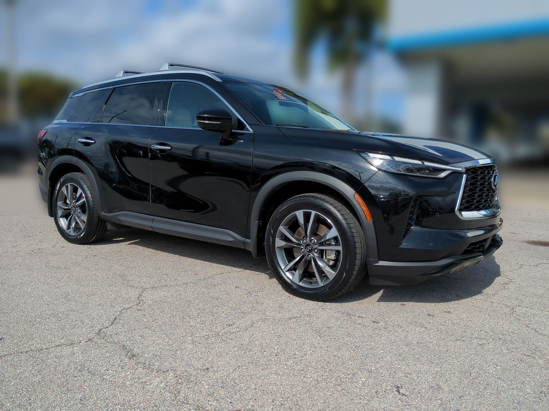 2023 INFINITI QX60 LUXE AWD