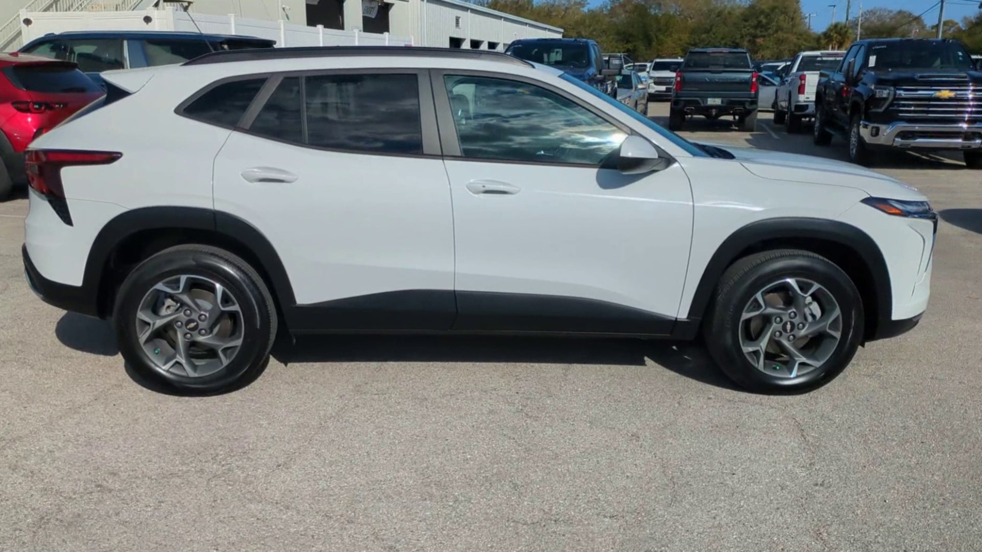 2024 Chevrolet Trax LT