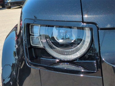 2025 Land Rover Defender 110 P400 X