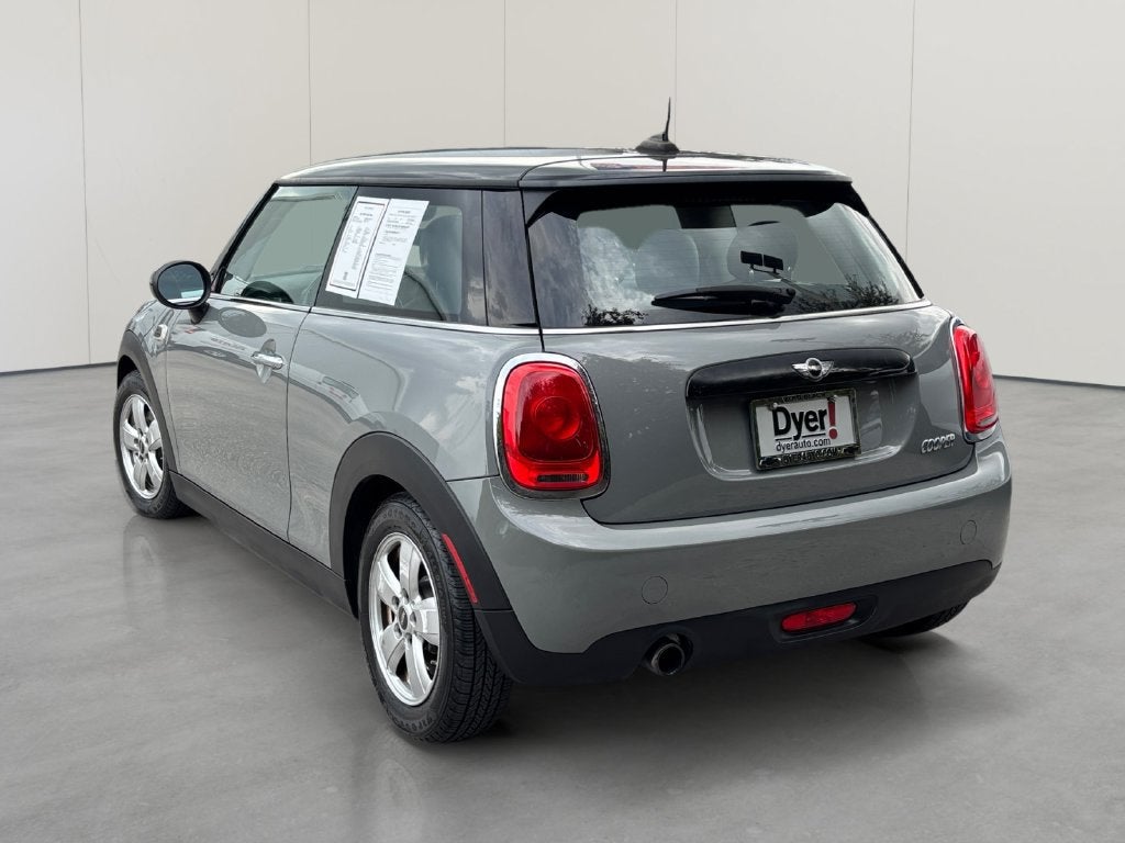 2017 MINI Hardtop Cooper