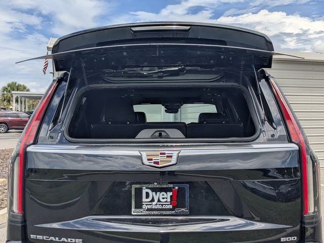 2022 Cadillac Escalade ESV Premium