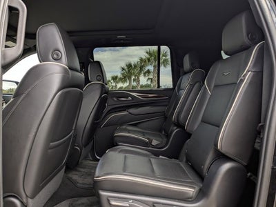 2022 Cadillac Escalade ESV Premium