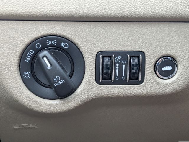 2014 Chrysler 300 C