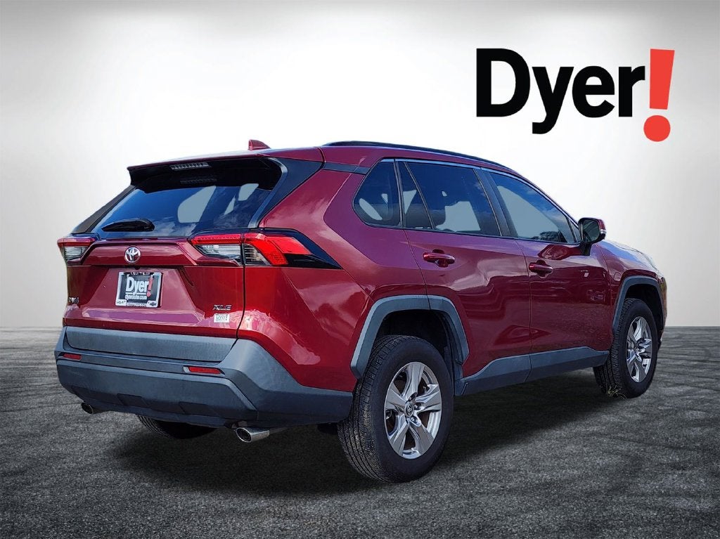 2022 Toyota RAV4 XLE