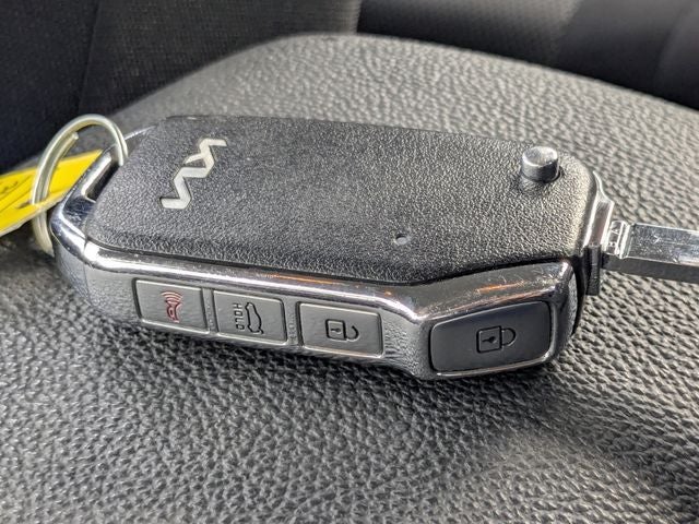 2022 Kia Forte FE