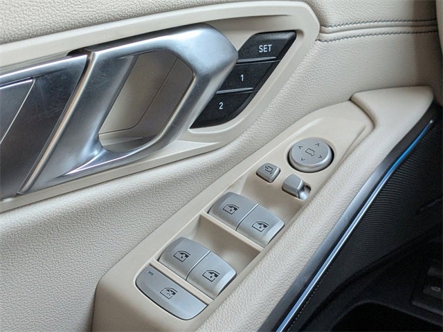 2025 BMW 3 Series 330i