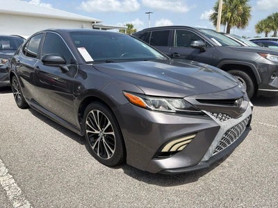 2019 Toyota Camry SE