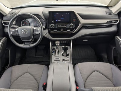 2023 Toyota Highlander LE