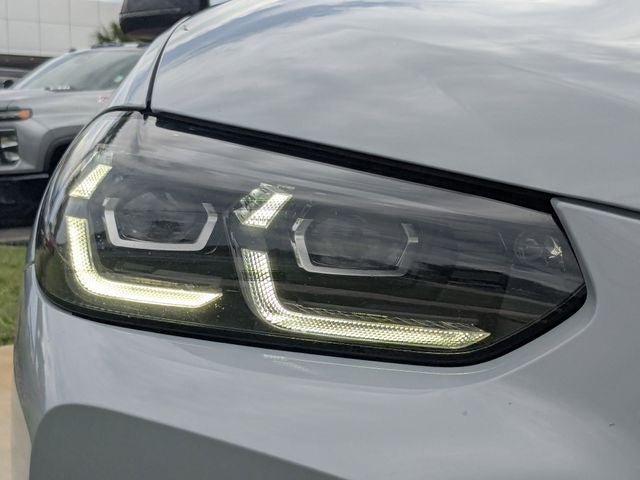 2023 BMW X4 M40i