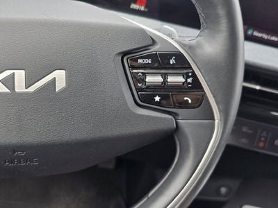 2024 Kia EV6 Light