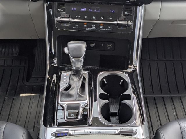 2024 Kia Carnival SX