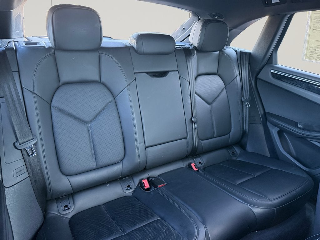 2019 Porsche Macan Base