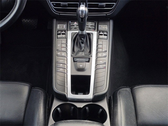 2021 Porsche Macan Base